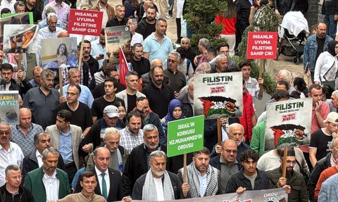 Ordu ve Bayburt'ta Küresel Sumud Filosu'na Destek Yürüyüşleri Düzenlendi