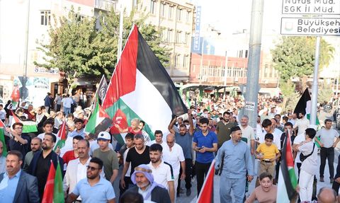 Şanlıurfa ve Kahramanmaraş'ta Gazze'ye Destek Gösterisi