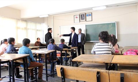 TEKNOFEST 2025'te Cumhuriyet İçin Yapay Zeka Filmi: 'Miras'