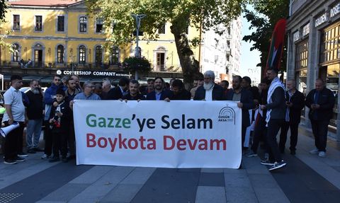 Trabzon'da Filistin İçin Destek Yürüyüşü Düzenlendi