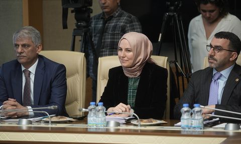 Turizm ve Vakıflarla İlgili Kanun Teklifi Komisyonda Görüşülmeye Başlandı