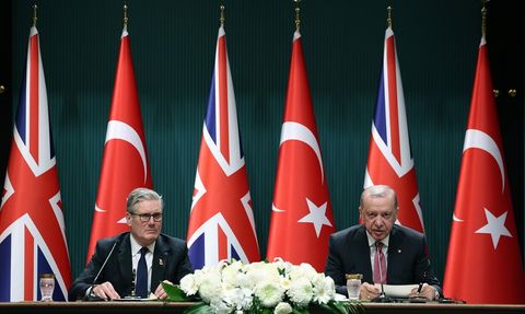 Türkiye-İngiltere Arasında Eurofighter İşbirliği Anlaşması İmzalandı