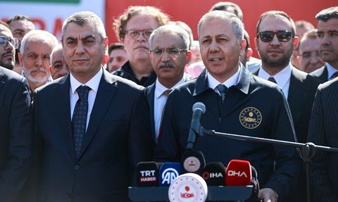 Türkiye İyilik Gemisi Gazze'ye Yardım Gönderiyor