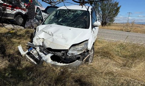 Uşak'ta Trafik Kazası: 5 Yaralı