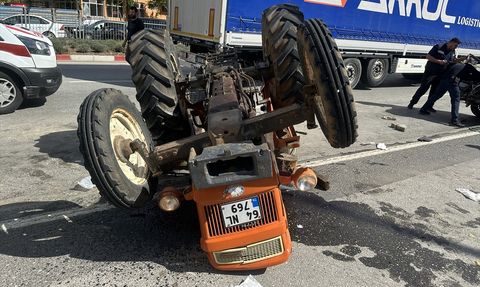 Uşak'ta Zincirleme Trafik Kazası: 1 Yaralı
