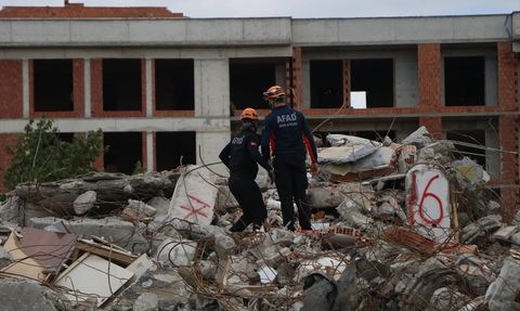 Yalova'da Büyük Ölçekli Deprem Tatbikatı Başladı