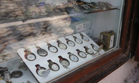 Yarım Asırlık Saat Tamircisi: Mehmet Yapıcı