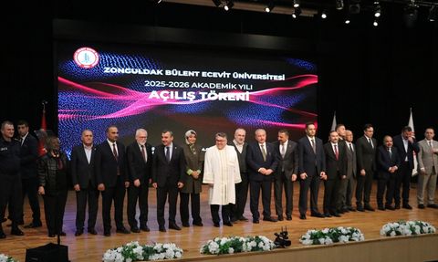 Zonguldak Bülent Ecevit Üniversitesi 2025-2026 Akademik Yılına Merhaba Dedi