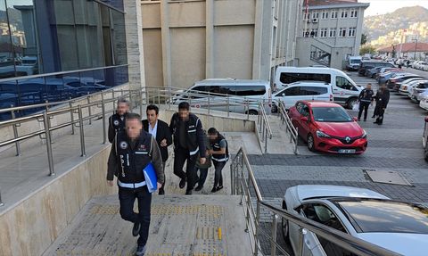 Zonguldak'ta Görevi Kötüye Kullanan Doktorlara Adli Kontrol