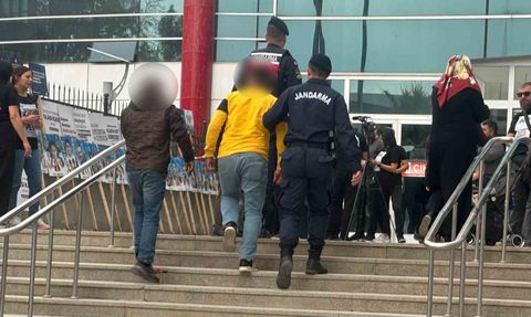 Adıyaman'da konteyner kentte hırsızlık: 2 şüpheli yakalandı