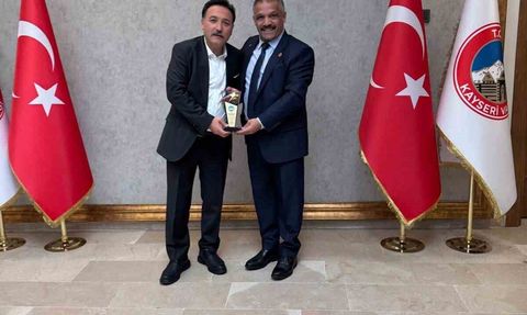 AKİB Başkanı Ali Hızar’dan Vali Çiçek ve Başkan Büyükkılıç’a teşekkür