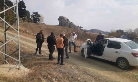 Alanya'da yaylada muhtarlık kavgası silahlı ve bıçaklı çatışmaya dönüştü: 2 yaralı