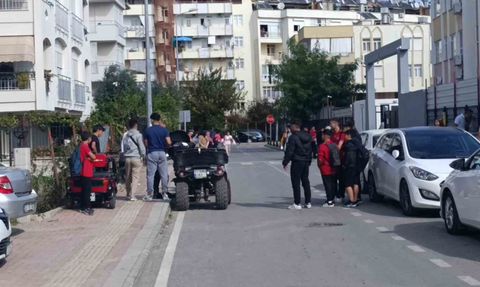 Antalya'da Ehliyetsiz Çocuk Sürücüye Ceza Kestim