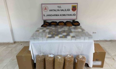 Antalya'da Kaçak Tütün Operasyonu