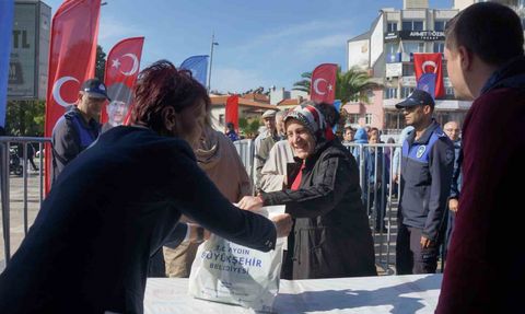 Aydın’da Ata Tohumlarına Yoğun Talep: 80 Bin Fide Yarım Saatte Tükendi