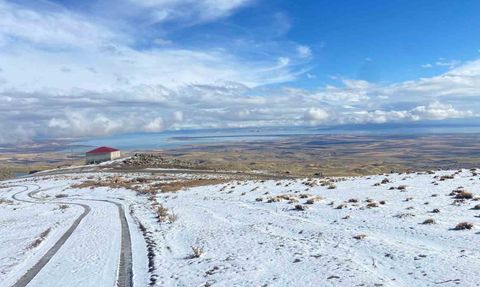 Aydınlar'da Kar Yağışı Etkili Oldu