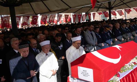 Balıkesir şehidini Zağnos Paşa Camisi'nde uğurladı