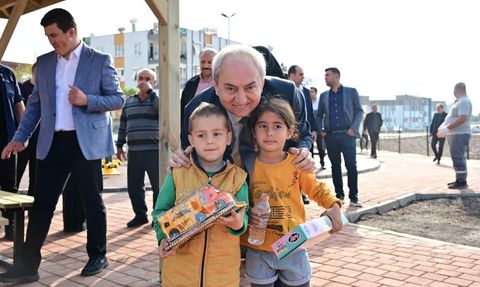 Başkan Kocagöz Şelale Mahallesi’ndeki 5 bin 661 metrekarelik yeni parkı inceledi