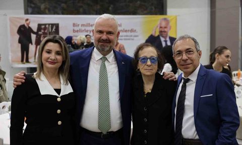 Başkan Pehlivan: "Hayatta takdire değer ne varsa, temelinde bir öğretmenin emeği vardır"