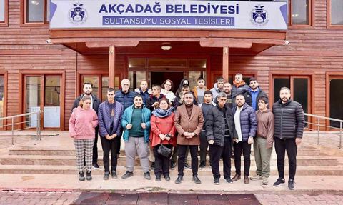 Başkan Ulutaş İbni Sina Özel Eğitim öğrencilerini Sultansuyu'da ağırladı