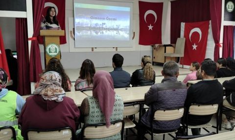Başlamış Ceyhan Karasoy Ortaokulunda orman yangınları ve Yeşil Vatan kursları başladı