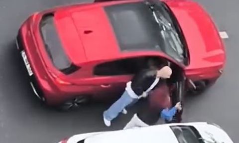 Beylikdüzü'nde Yol Verme Tartışması Kavgaya Dönüştü