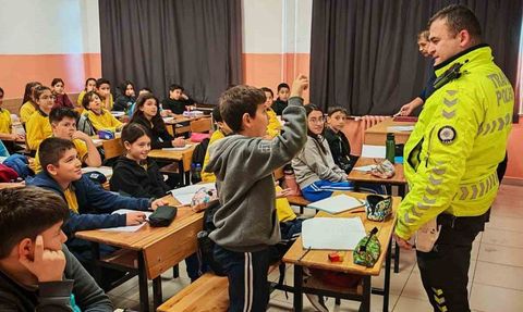 Beypazarı'nda Öğrencilere Trafik ve Yaya Güvenliği Eğitimi