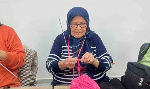 Bilecik'te Alzheimer'a Karşı Örgü Atölyesi