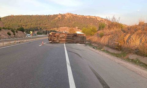 Bilecik'te Zincirleme Trafik Kazası: 3 Yaralı