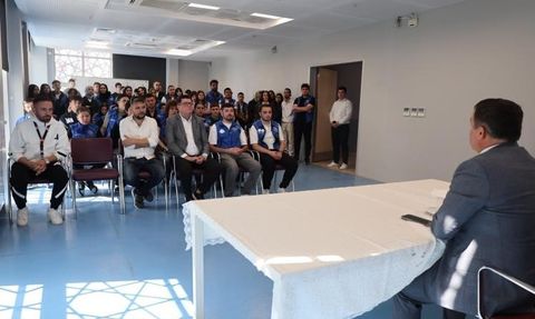 Bilecik'ten 90 öğrenci 'Gençler Bakanlığında' projesiyle Ankara'ya uğurlandı