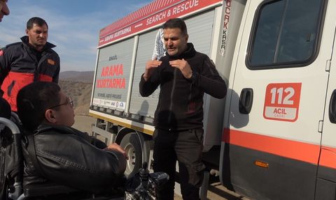 Bingöl'de dezavantajlılara yangın ve afet farkındalık eğitimi