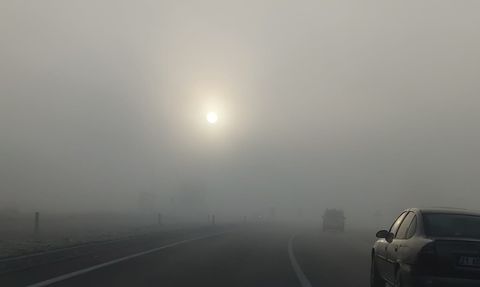Bingöl'de Yoğun Sis Ulaşımı Aksattı