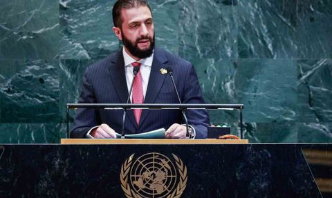 BM Güvenlik Konseyi, Suriye liderleri eş-Şara ve Hattab’ın yaptırımlarını kaldırdı