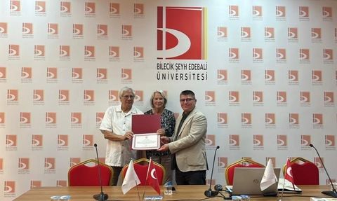 BŞEÜ'de Cultural exchange day etkinliğinde kültürler buluştu