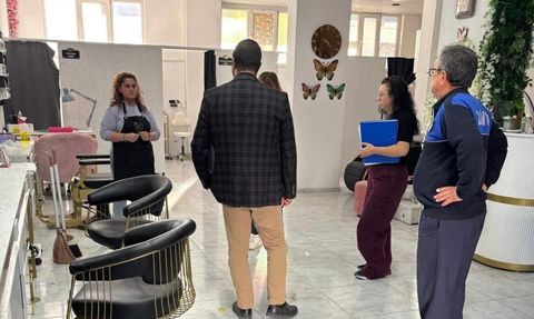 Buharkent’te zabıta ve sağlık ekiplerinden güzellik salonlarına ortak denetim