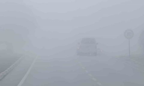 Bursa İnegöl'de Yoğun Sis Kartpostallık Görüntüler Oluşturdu