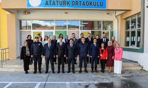 Çameli protokolü, Öğretmenler Günü'nde öğretmenleri yalnız bırakmadı