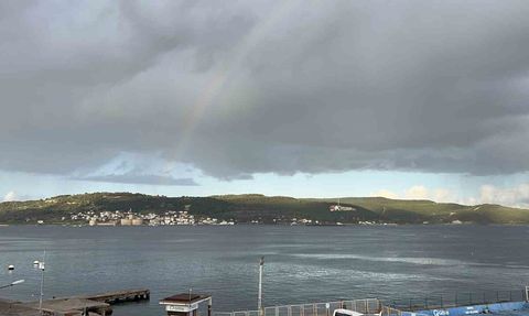 Çanakkale Boğazı'nda çifte gökkuşağı görseli