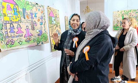 Çanakkale'de 25 Kasım: Farkındalık Yürüyüşü ve Resim Sergisi