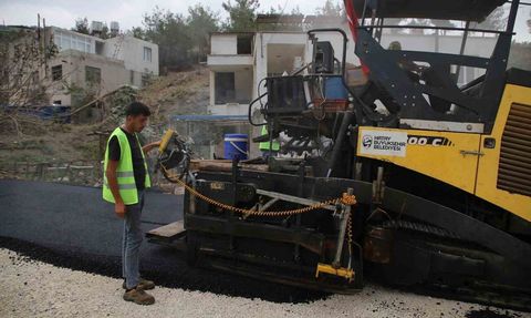 Cırtıman Mahallesi'nde 15 Yıllık Parke Yol Asfaltlandı