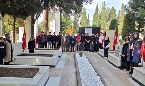 Denizli'de 24 Kasım'da şehit öğretmenler dualarla anıldı