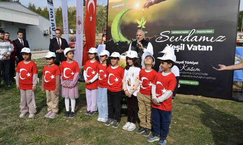 Dicle Gençlik Kampı'nda 11 Kasım'da Toplu Fidan Dikimi