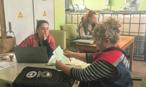 Didim'de organik zeytin ve zeytinyağı üretim alanlarında denetim