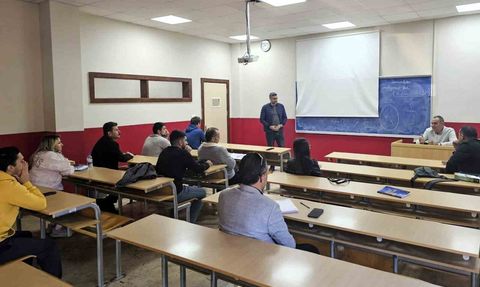 Dijital riskler ve rekreasyonun gençleri koruyan rolü