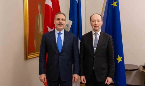 Dışişleri Bakanı Hakan Fidan, Finlandiya'da Parlamento Başkanı ile Görüştü