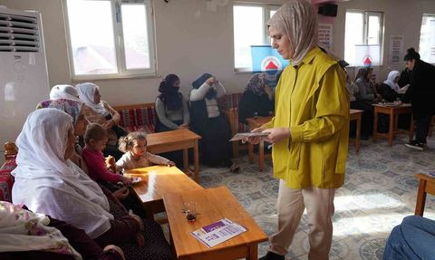 Diyarbakır Uzunlar Mahallesi’nde 25 Kasım için kadına yönelik şiddet farkındalığı