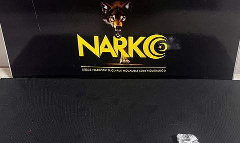 Düzce'de İki Uyuşturucu Taciri Tutuklandı