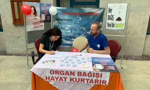 Düzce Üniversitesi'nde organ bağışı farkındalığı: Stantla bilgilendirme