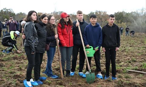 Edirne Lalapaşa Çömlekköy'de 500 Fidan Şehitler Anısına Toprakla Buluştu