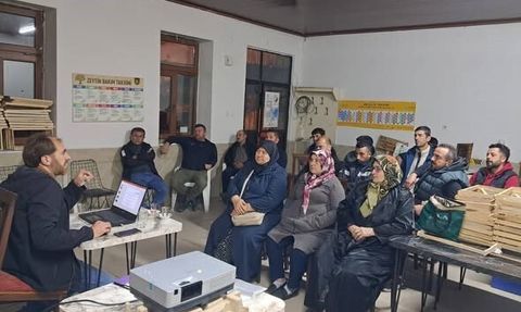 Edremit'te Kazdağları Bal Ormanı arıcılığı güçlendiriyor